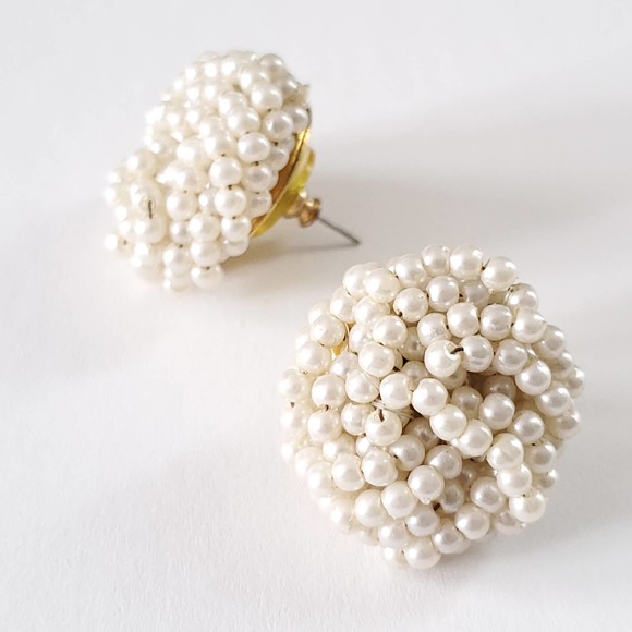Vintage | Chunky Pearl Statement Earrings - Picture 3 of 7